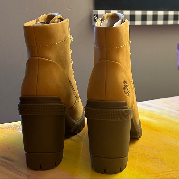 Timberland Lana Block Heel Wheat Nubuck Bootie Boots - Picture 13 of 15